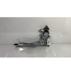 Leve vitre electrique arriere gauche TOYOTA COROLLA VERSO 2 Photo n°1