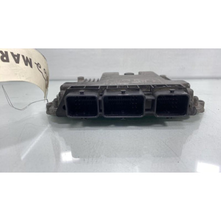 Calculateur moteur PEUGEOT 207
