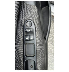 Calculateur moteur PEUGEOT 207