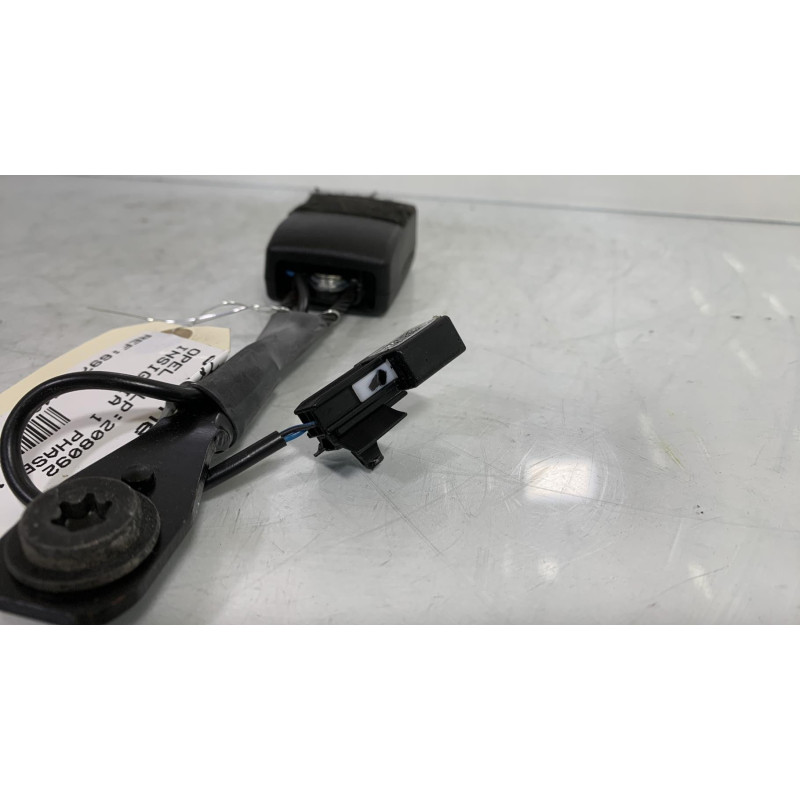 Attache ceinture avant gauche OPEL INSIGNIA 1 Photo n°3