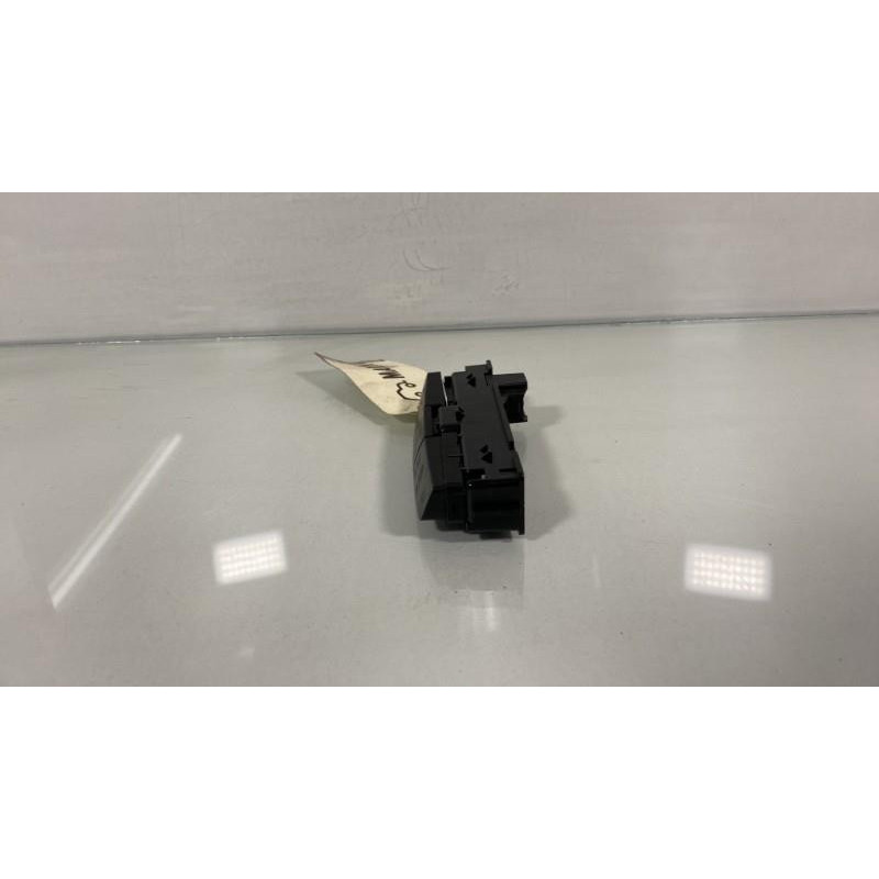 Bouton de warning OPEL INSIGNIA 1 Photo n°2