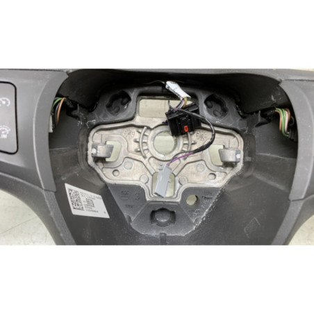 Volant OPEL KARL Photo n°1