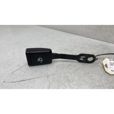 Attache ceinture avant droit PEUGEOT 208 1 Photo n°1