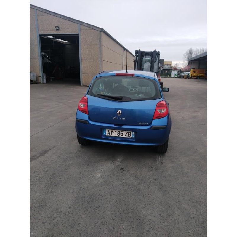 Boitier UCH RENAULT CLIO 3 Photo n°6