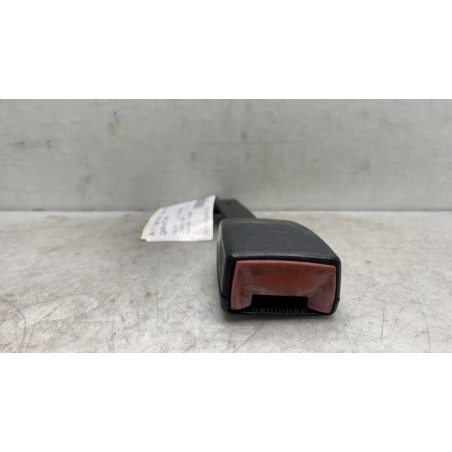 Attache ceinture avant gauche SEAT CORDOBA 2 Photo n°1