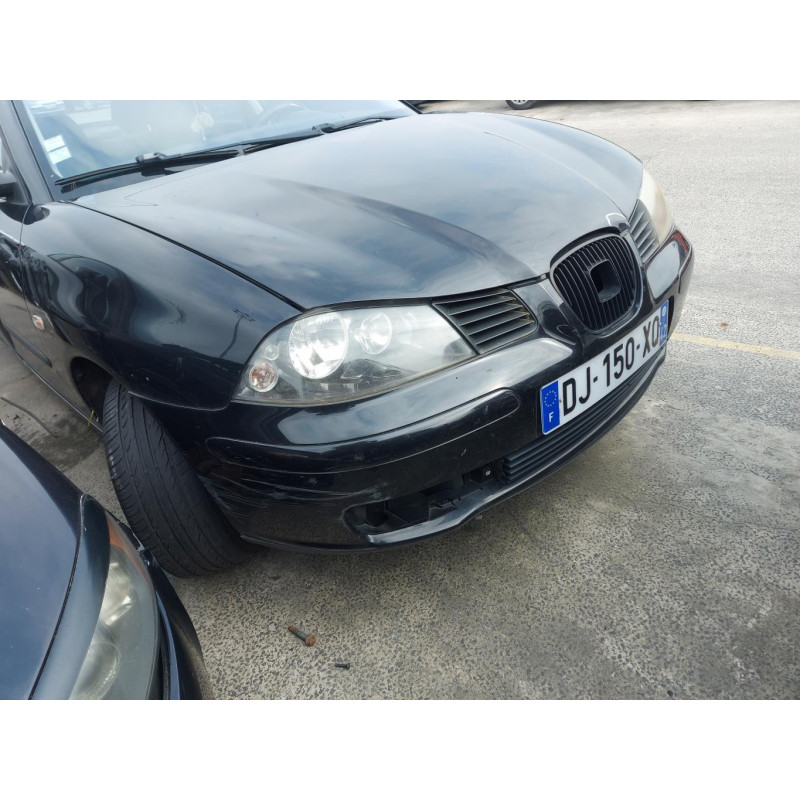 Attache ceinture avant gauche SEAT CORDOBA 2 Photo n°6
