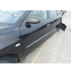 Attache ceinture avant gauche SEAT CORDOBA 2