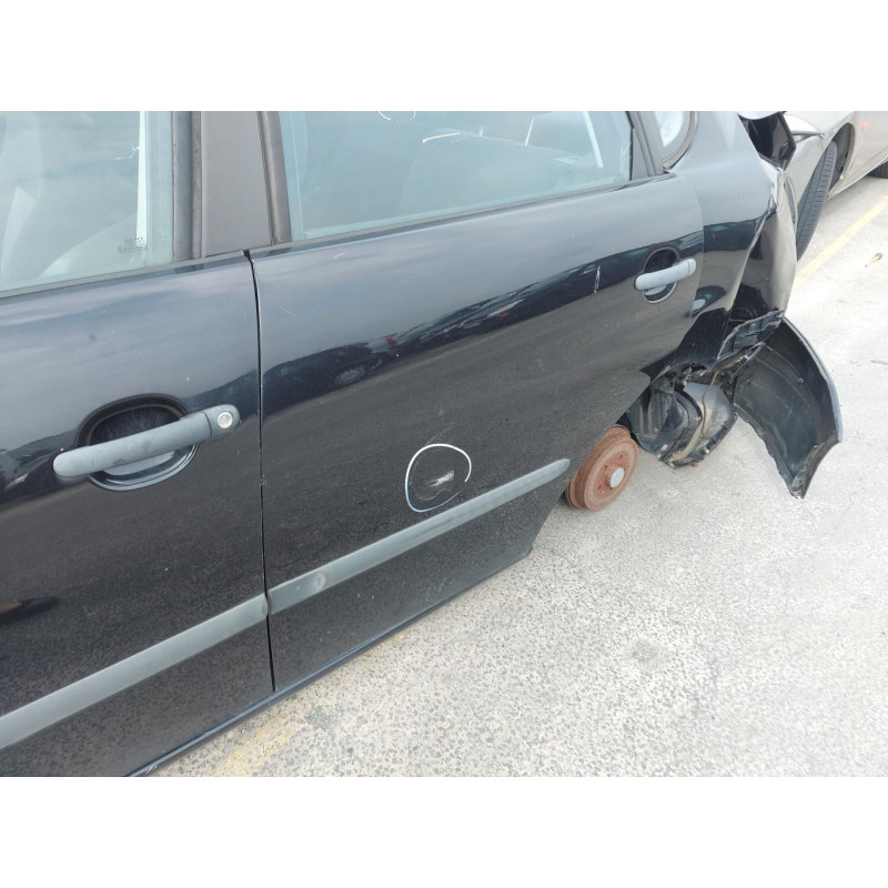 Attache ceinture avant gauche SEAT CORDOBA 2 Photo n°15