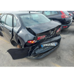 Attache ceinture avant gauche SEAT CORDOBA 2