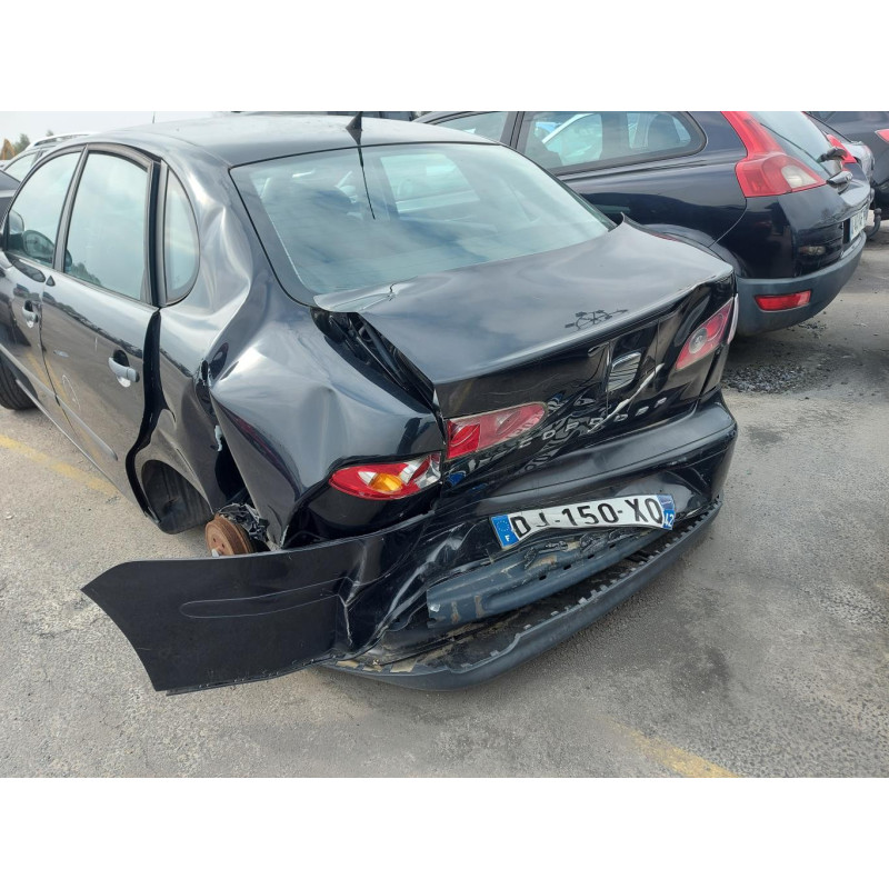 Attache ceinture avant gauche SEAT CORDOBA 2 Photo n°16