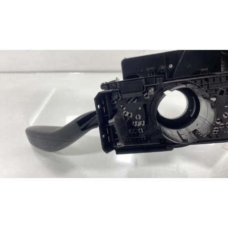 Com (Bloc Contacteur Tournant+Commodo Essuie Glace+Commodo Phare) VOLKSWAGEN POLO 5