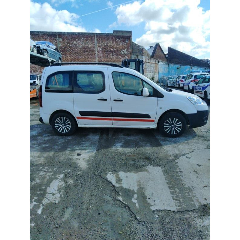 Calculateur moteur PEUGEOT PARTNER 2 Photo n°15