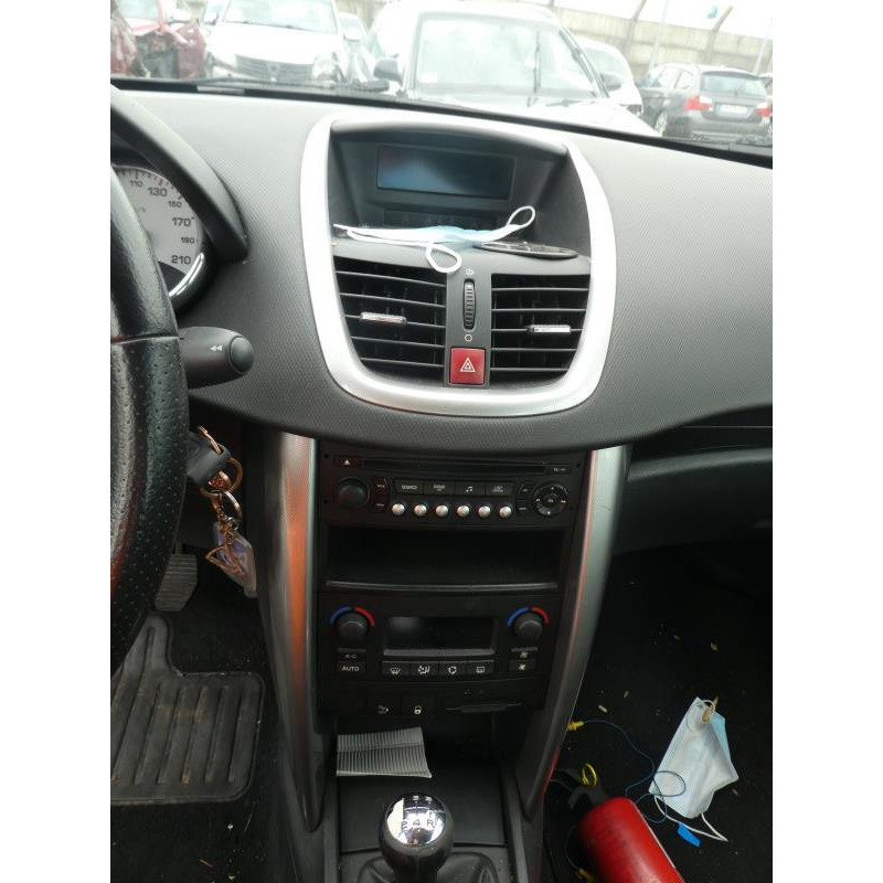 Pretensionneur de ceinture avant droit PEUGEOT 207 Photo n°6