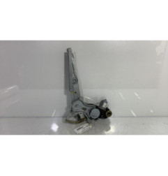 Leve vitre electrique arriere gauche TOYOTA COROLLA VERSO 2 Photo n°1