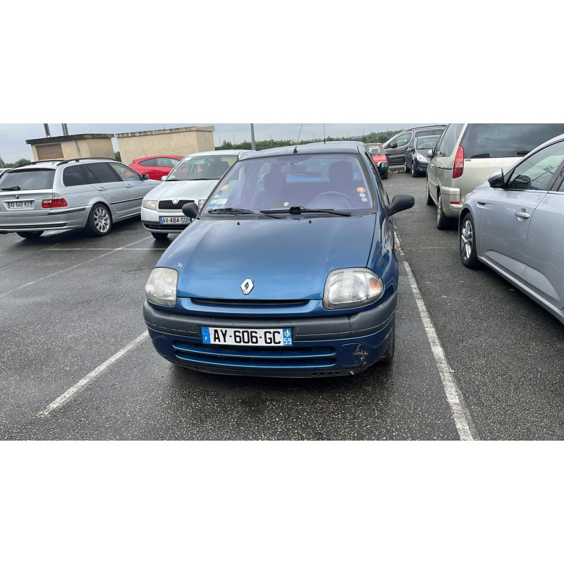 Calculateur moteur RENAULT CLIO 2 Photo n°8