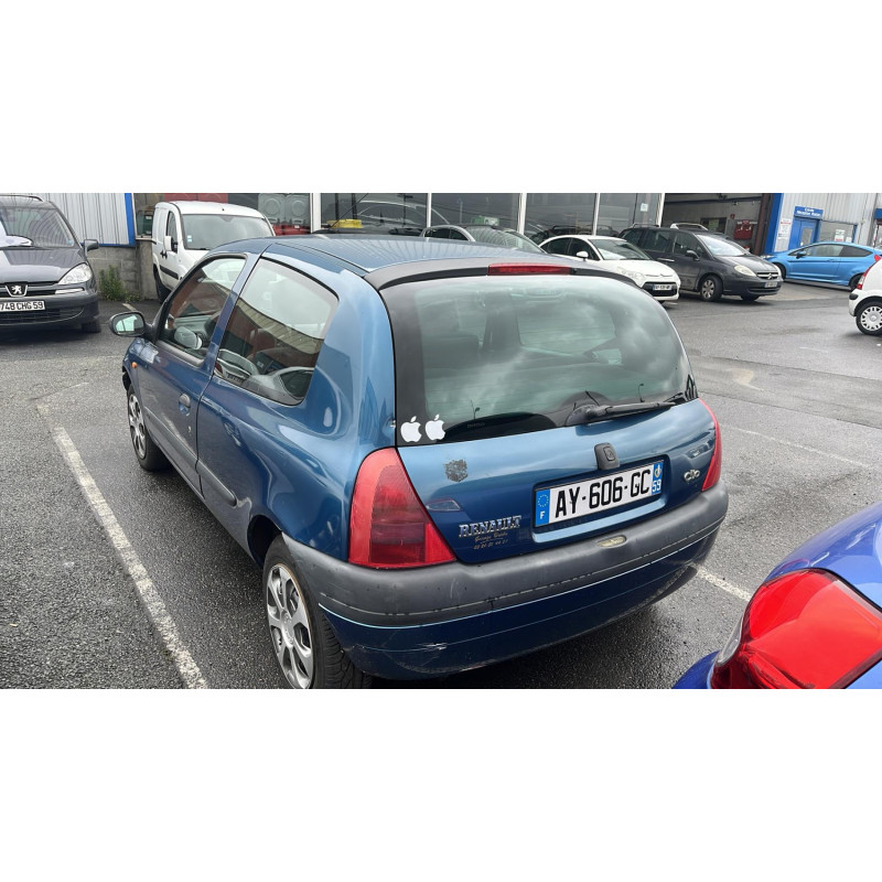 Calculateur moteur RENAULT CLIO 2 Photo n°11