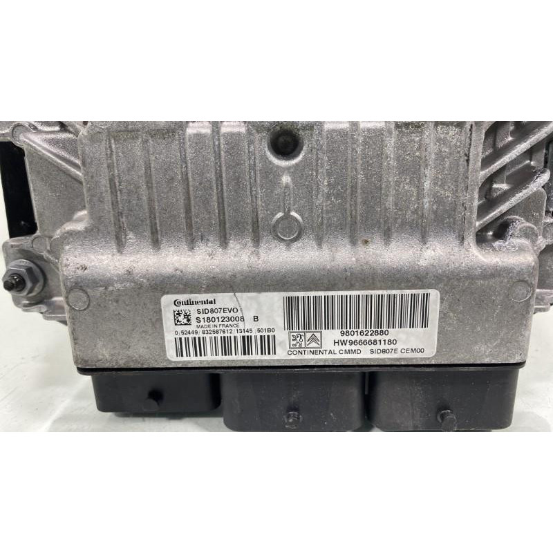 Calculateur moteur PEUGEOT 308 1 Photo n°3