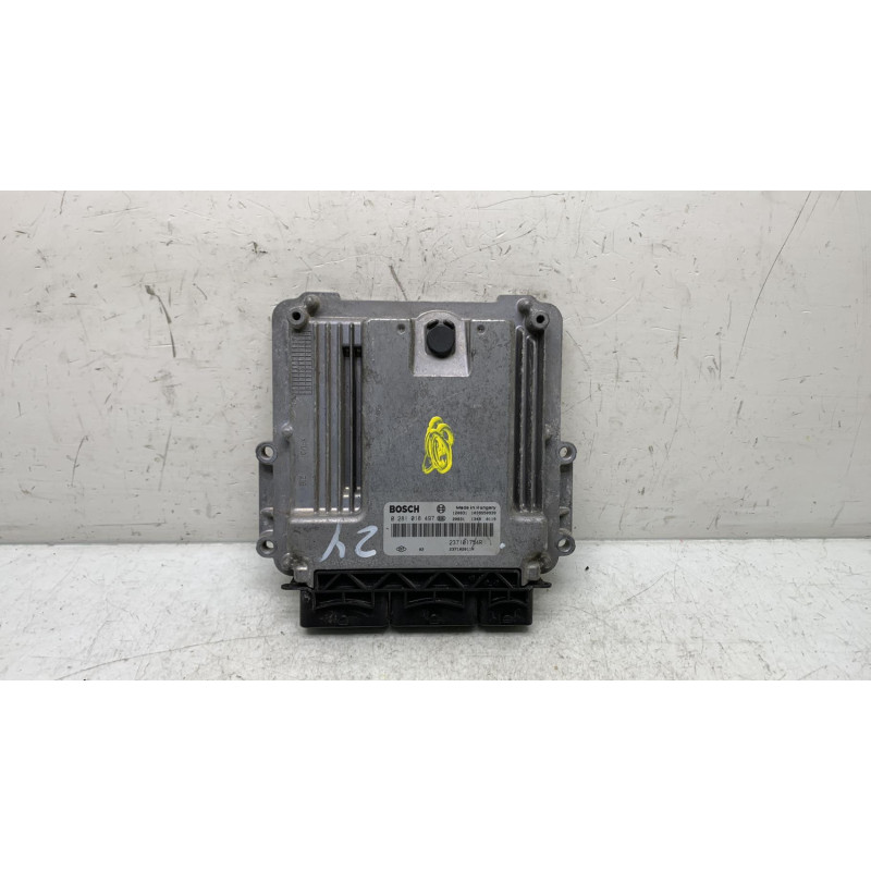 Calculateur moteur RENAULT TRAFIC 2 Photo n°2