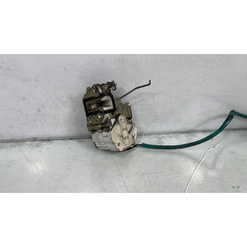 Serrure avant gauche FORD PROBE Photo n°1