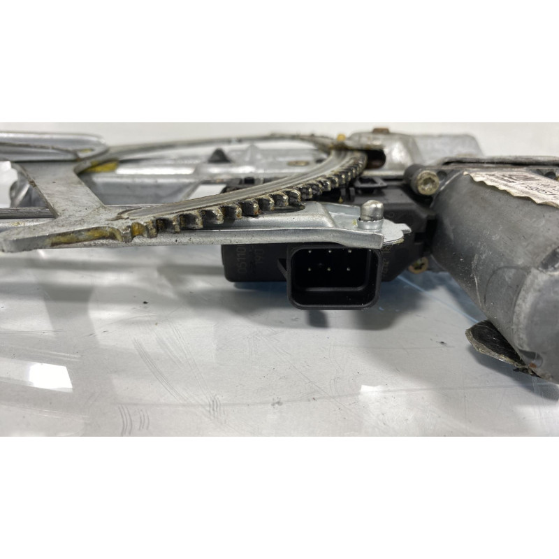 Leve vitre electrique avant droit OPEL ASTRA G Photo n°4
