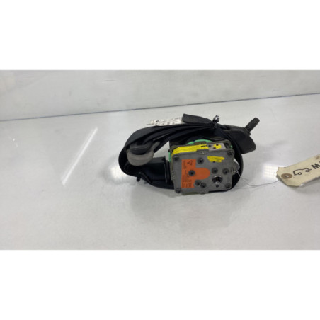 Pretensionneur de ceinture avant droit TOYOTA YARIS 2 Photo n°1