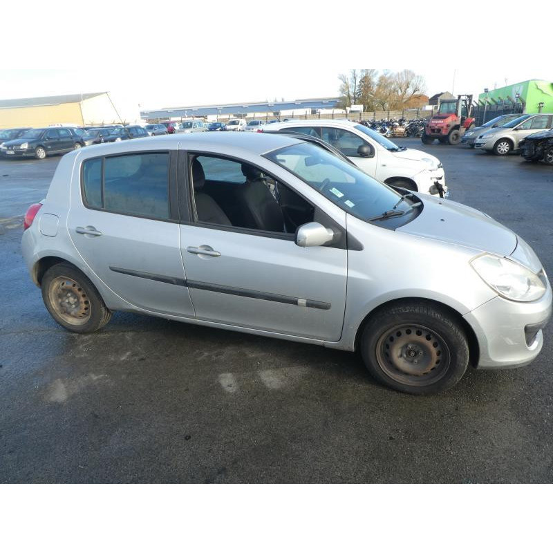 Renfort pare choc arriere (traverse) RENAULT CLIO 3 Photo n°6