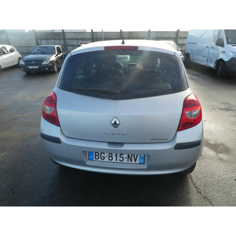 Renfort pare choc arriere (traverse) RENAULT CLIO 3 Photo n°7