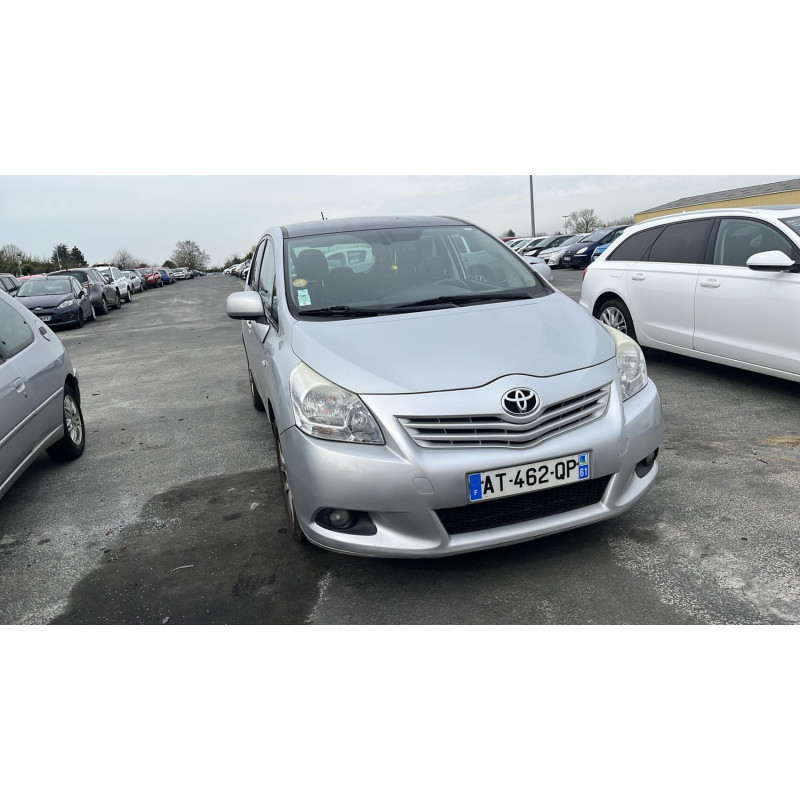 Trappe d'essence TOYOTA VERSO Photo n°12