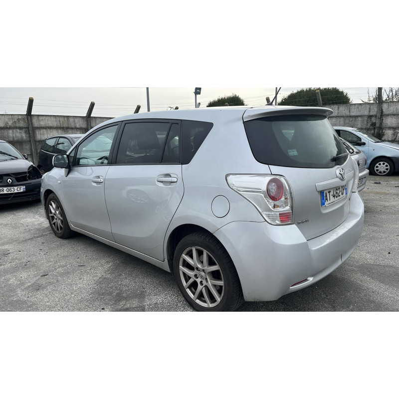 Trappe d'essence TOYOTA VERSO Photo n°14