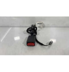Attache ceinture avant gauche TOYOTA VERSO Photo n°1