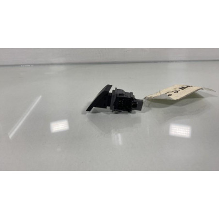 Bouton de warning TOYOTA VERSO