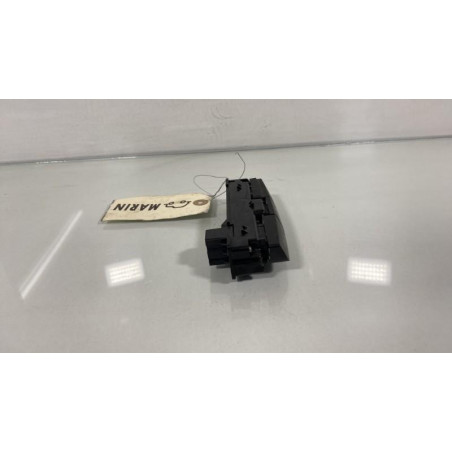Bouton de warning OPEL INSIGNIA 1