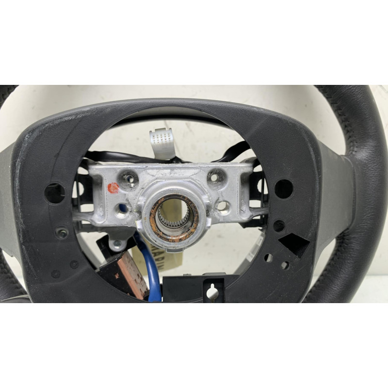 Volant TOYOTA AYGO 2 Photo n°5