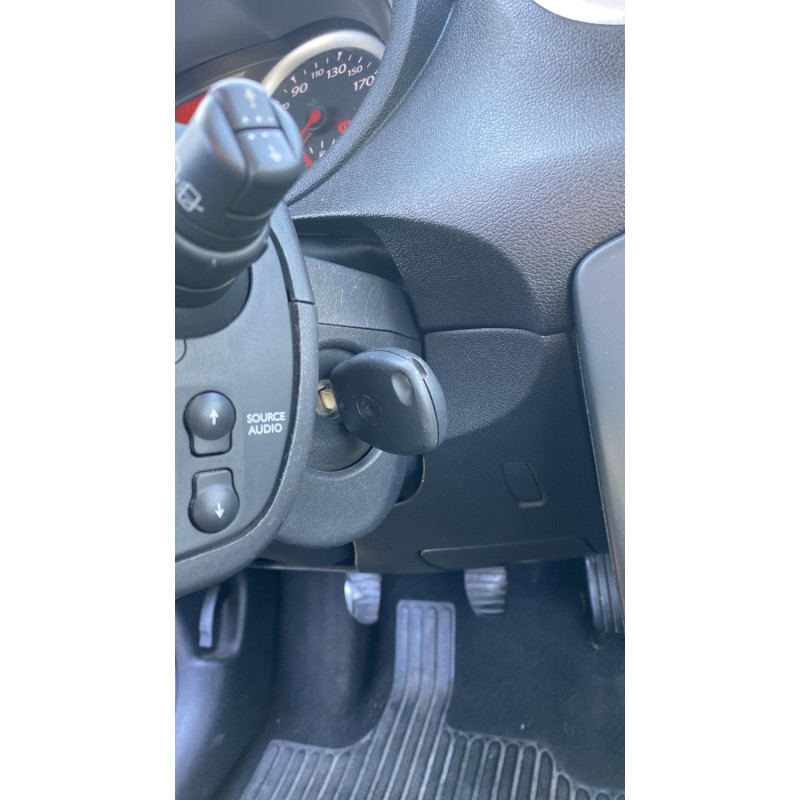 Leve vitre electrique avant gauche RENAULT CLIO 3 Photo n°4