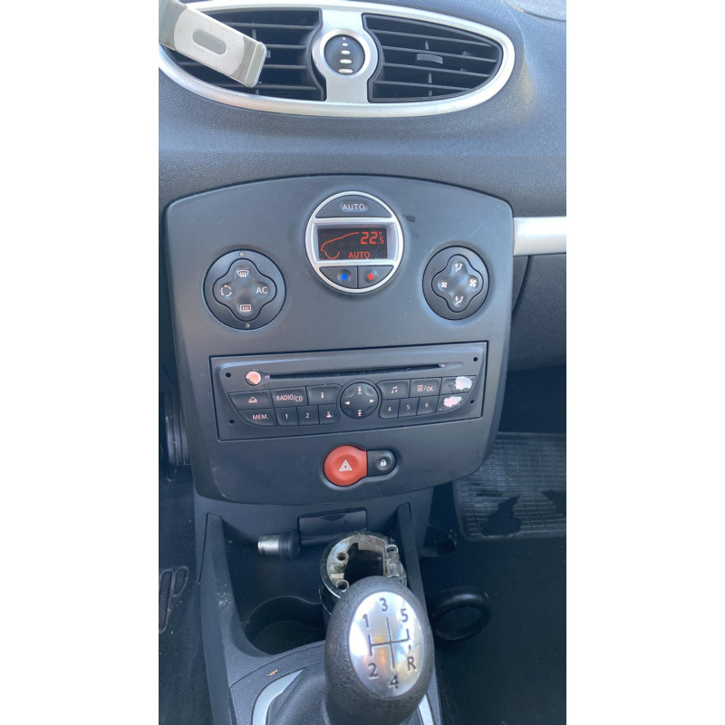 Leve vitre electrique avant gauche RENAULT CLIO 3 Photo n°6
