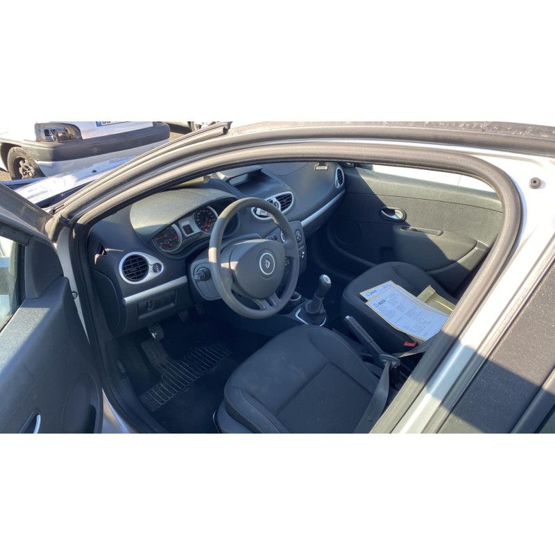 Leve vitre electrique avant gauche RENAULT CLIO 3 Photo n°7