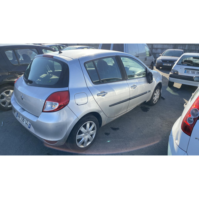 Leve vitre electrique avant gauche RENAULT CLIO 3 Photo n°8