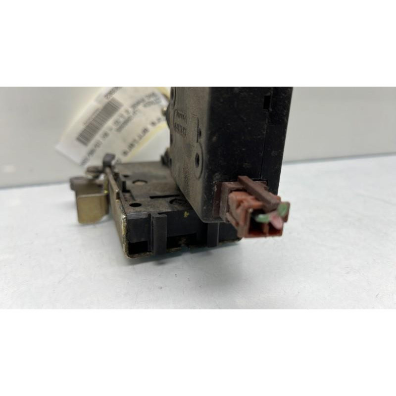 Serrure arriere droit CITROEN SAXO Photo n°4