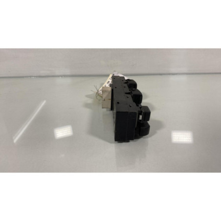Interrupteur de leve vitre avant gauche HYUNDAI TUCSON 1