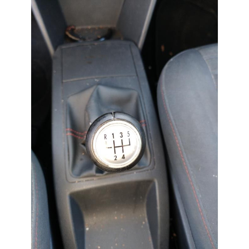 Serrure avant droit VOLKSWAGEN POLO 4 Photo n°10