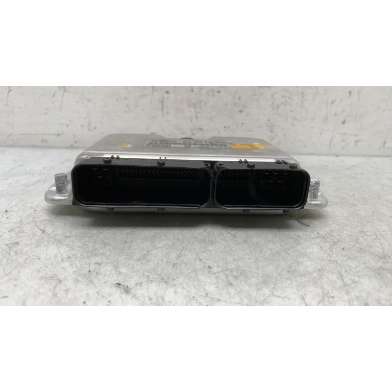 Calculateur moteur VOLKSWAGEN PASSAT 4 Photo n°1