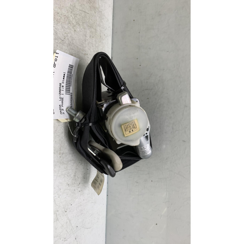 Pretensionneur de ceinture avant droit MAZDA 3 2 Photo n°1