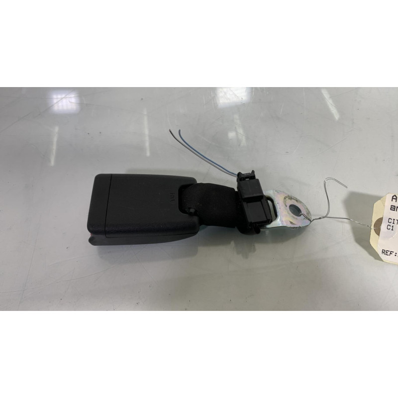 Attache ceinture arriere gauche CITROEN C1 2 Photo n°3