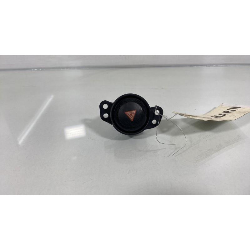 Bouton de warning CITROEN C1 2 Photo n°3
