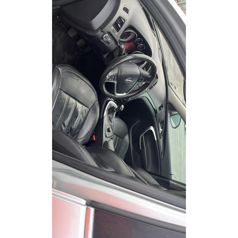 Attache ceinture avant droit OPEL INSIGNIA 1 Photo n°6