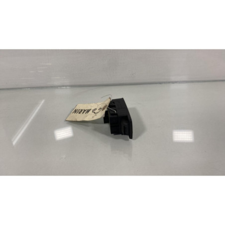 Interrupteur de leve vitre arriere droit OPEL INSIGNIA 1