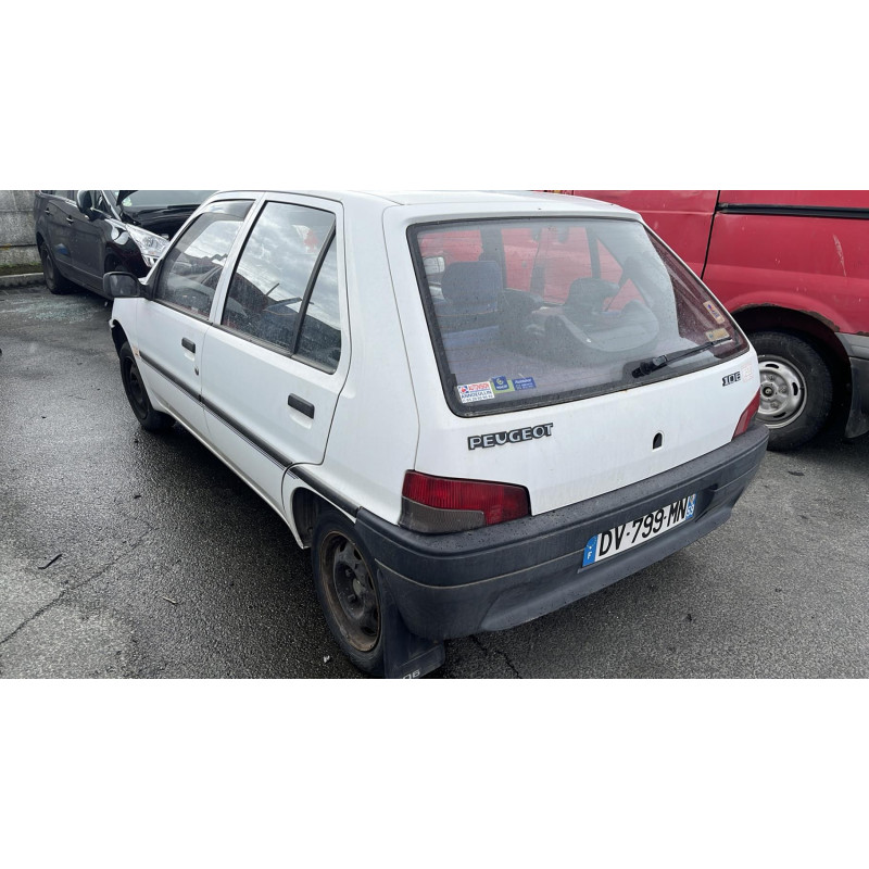 Capot PEUGEOT 106 Photo n°10