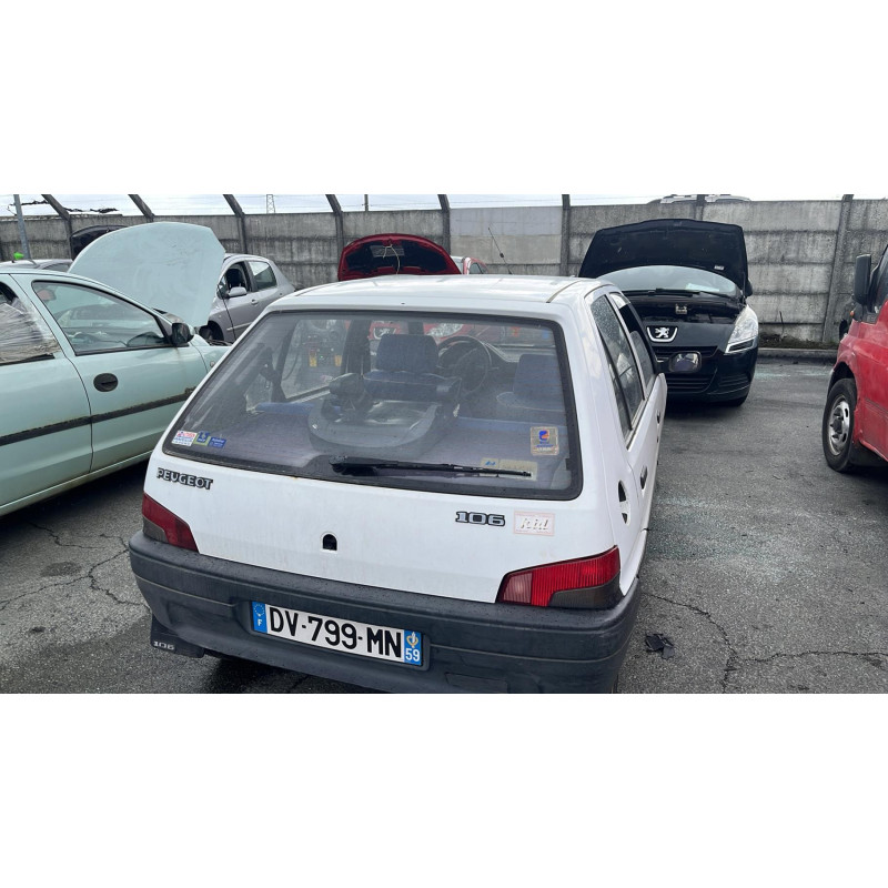 Capot PEUGEOT 106 Photo n°12