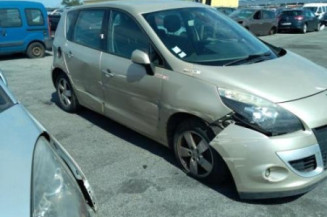 Feu arriere secondaire gauche (feux) RENAULT SCENIC 3