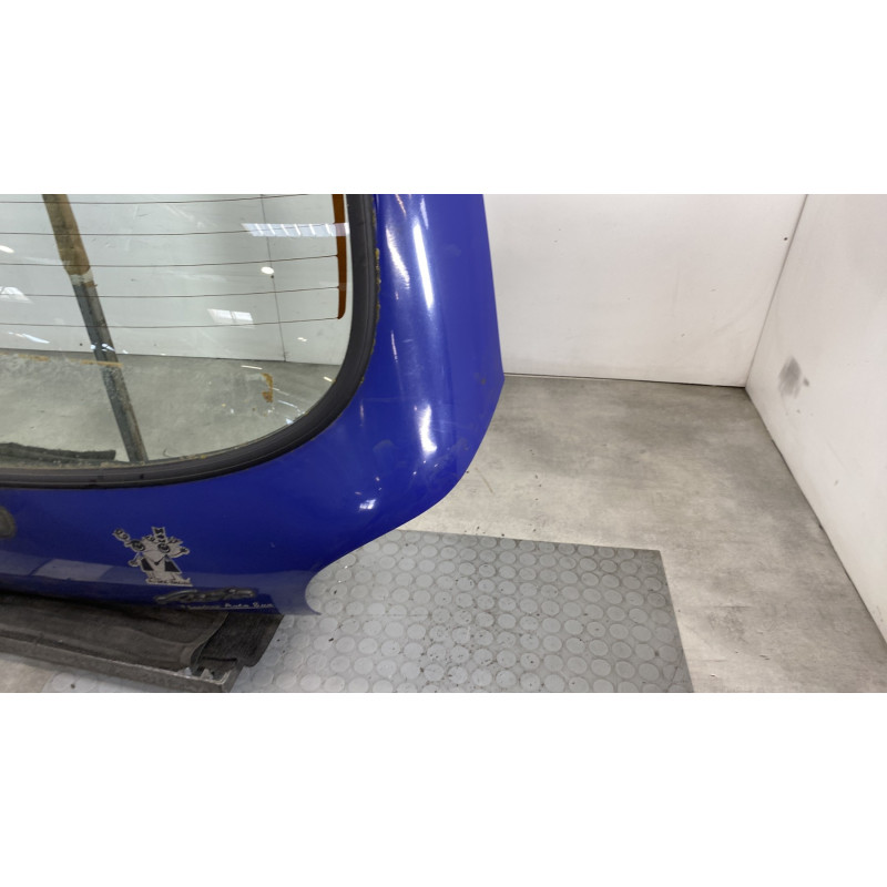 Malle/Hayon arriere FORD FIESTA 4 Photo n°4